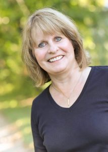 Julie - Dental Hygienist at Tonka Smiles Minnetonka MN
